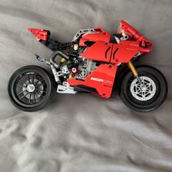 Lego Ducati Motorcycle 