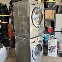 LG Washer + Gas dryer