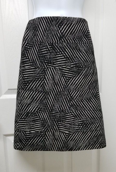 Black and White Skirt M