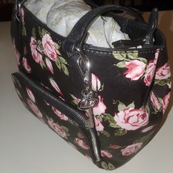 Guess Floral Tote Bag