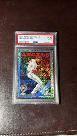 2023 Topps Chrome 35th Anniversary Shohei Ohtani Mojo Refractor PSA 9