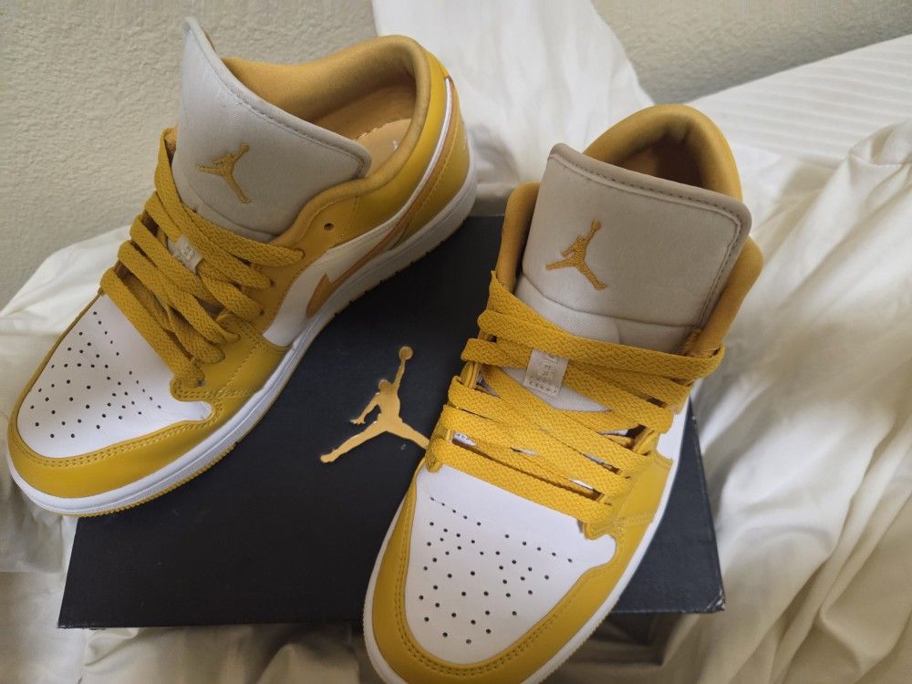 Air Jordan's Pollen 1 Low