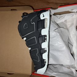 10.5-11 Jordan’s 