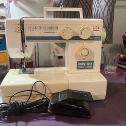 Sewing Machine Baby Lock