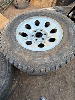 $$ 50.00 JUEGO DE LLANTAS,  LT265/70R17