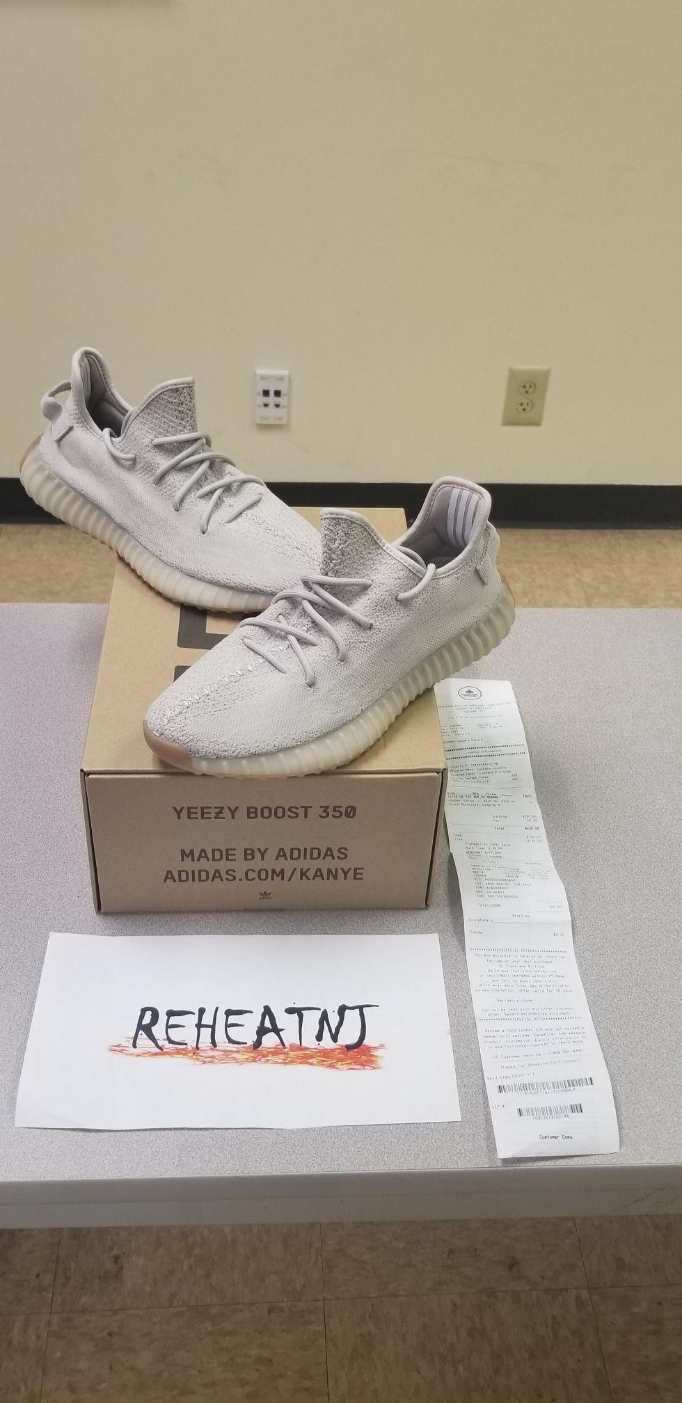 Yeezy Boost 350 V2 Sesame Size 10.5 New in Box Authentic with Footlocker for Sale in Woodbridge Township, NJ - OfferUp