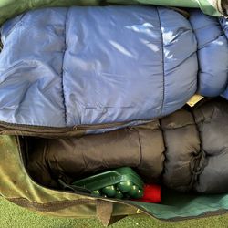 Coleman Tent With 2 Sleeping Bags 