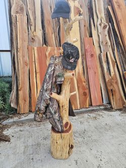 COAT RACK CEDAR  WOOD