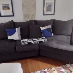 FREE Small Couch With Removable Cushions And Throw Blanket