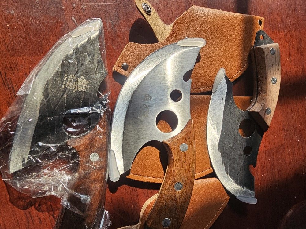 Kitchen Chef Knife https://offerup.com/redirect/?o=U2V0Lk1lZXQ= Clever