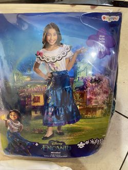 NEW Encanto Mirabel costume (Size: 4-6)