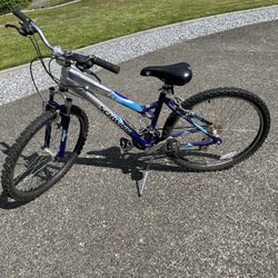 Women’s Schwinn Ridge AL Bicycle 