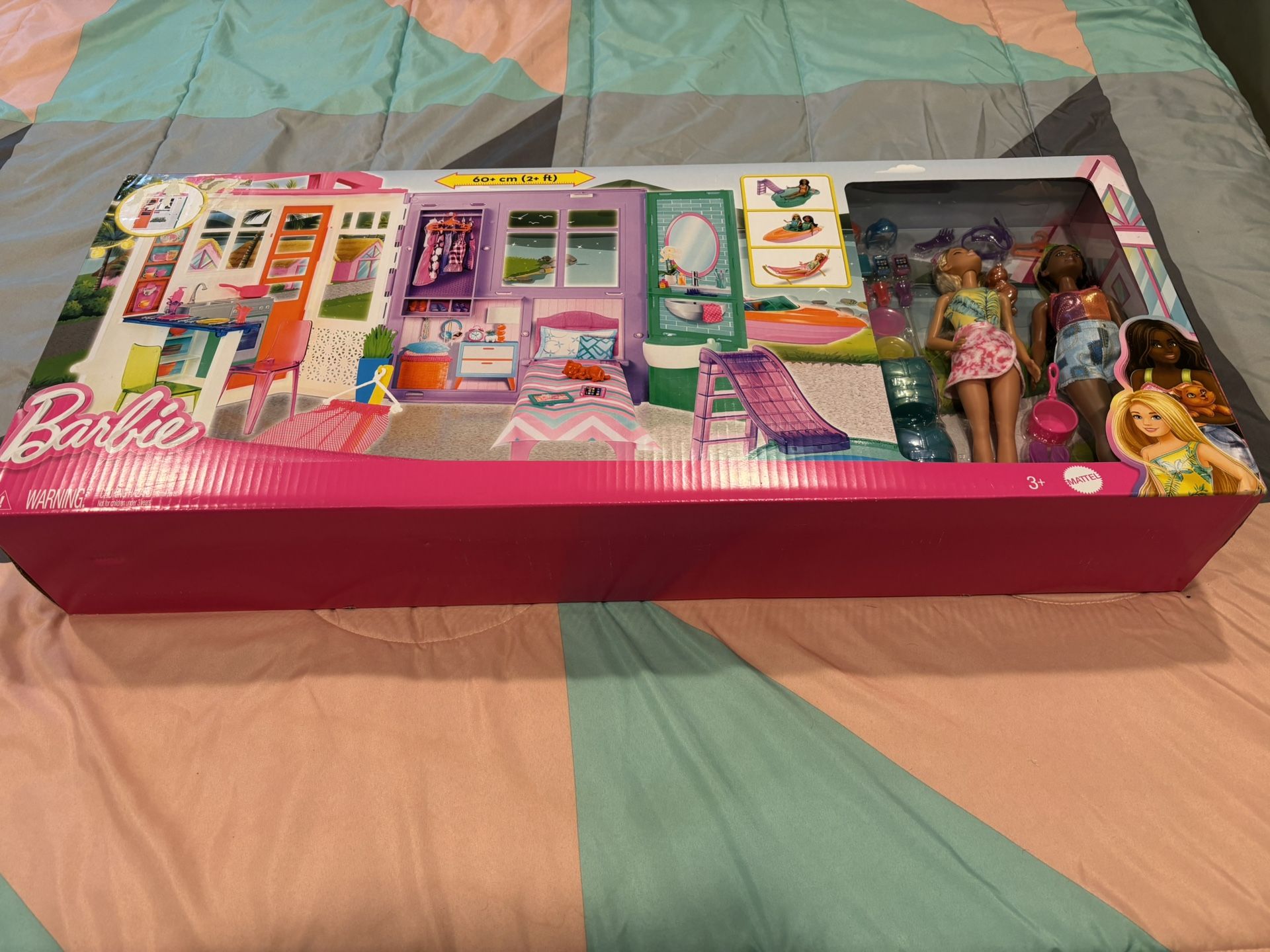 (NEW) Barbie Beach House bundle w/2 Dolls