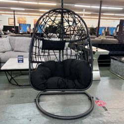 🔥Hot Deal🔥Brand New Outdoor/Indoor Hanging Chair Clearance Special $199, Delivery Available 