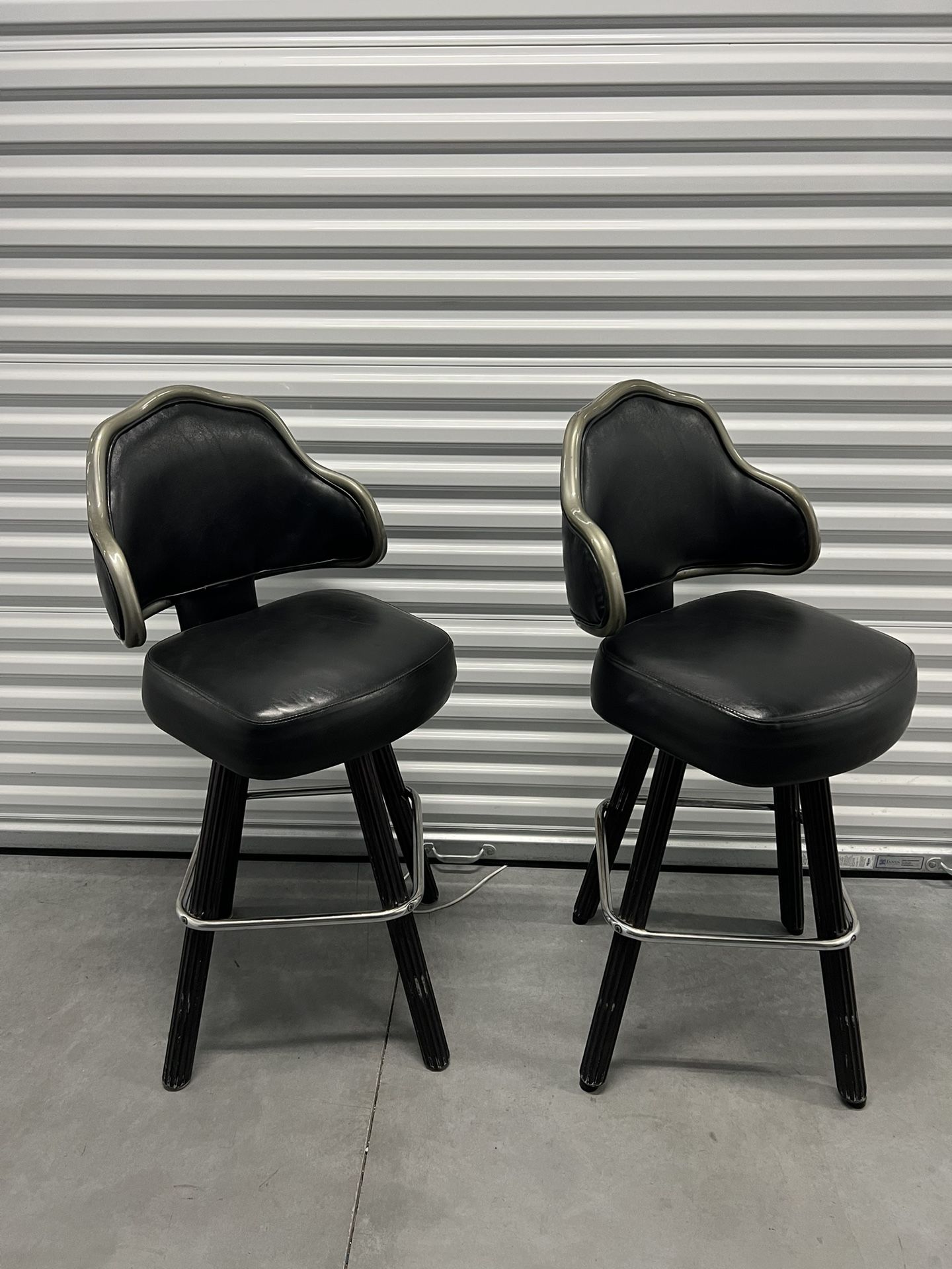 Heavy Duty swivel bar stools
