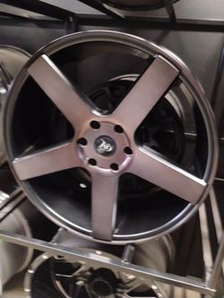 22x9 K9 rims 6 lug 6x139 on new tires 305 45 22