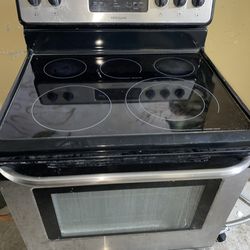 Frigidaire Stove