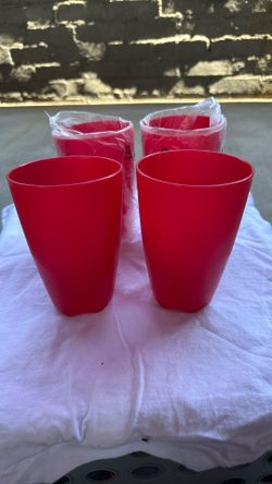 Tupperware Cups