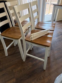 Ashley Table set