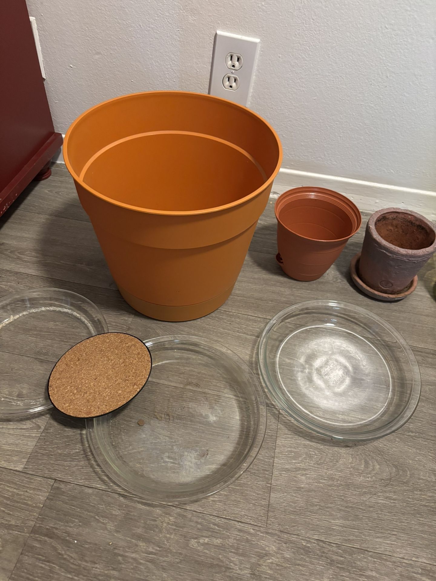 Gardening Pots for Sale in Las Vegas, NV - OfferUp