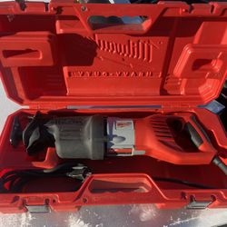 Milwaukee Heavy Duty Saw