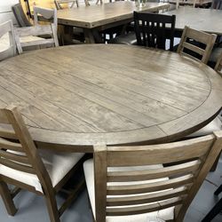 Round Dining Table Set/ 8 Chairs 