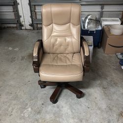 GOOD QUALITY Office Chair 