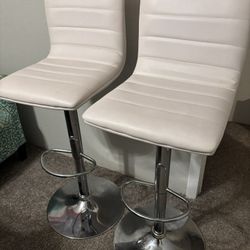 Move Out Sale Kitchen Breakfast Bar Stools Adjustable Set of 2 