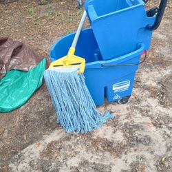 Mop Bucket N Mop 