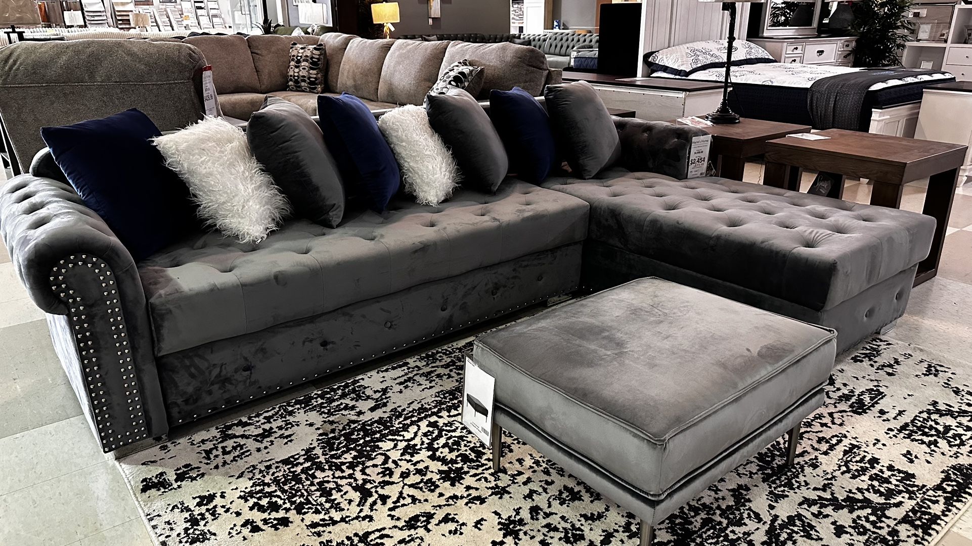 Only $39!Down with Easy Financing gets This Wilmington Silver Sectional