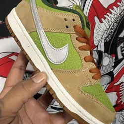 Nike SB Dunk Low