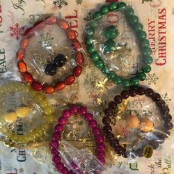  Bracelets And Earrings  10pcs 