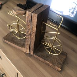 Targer Bookends