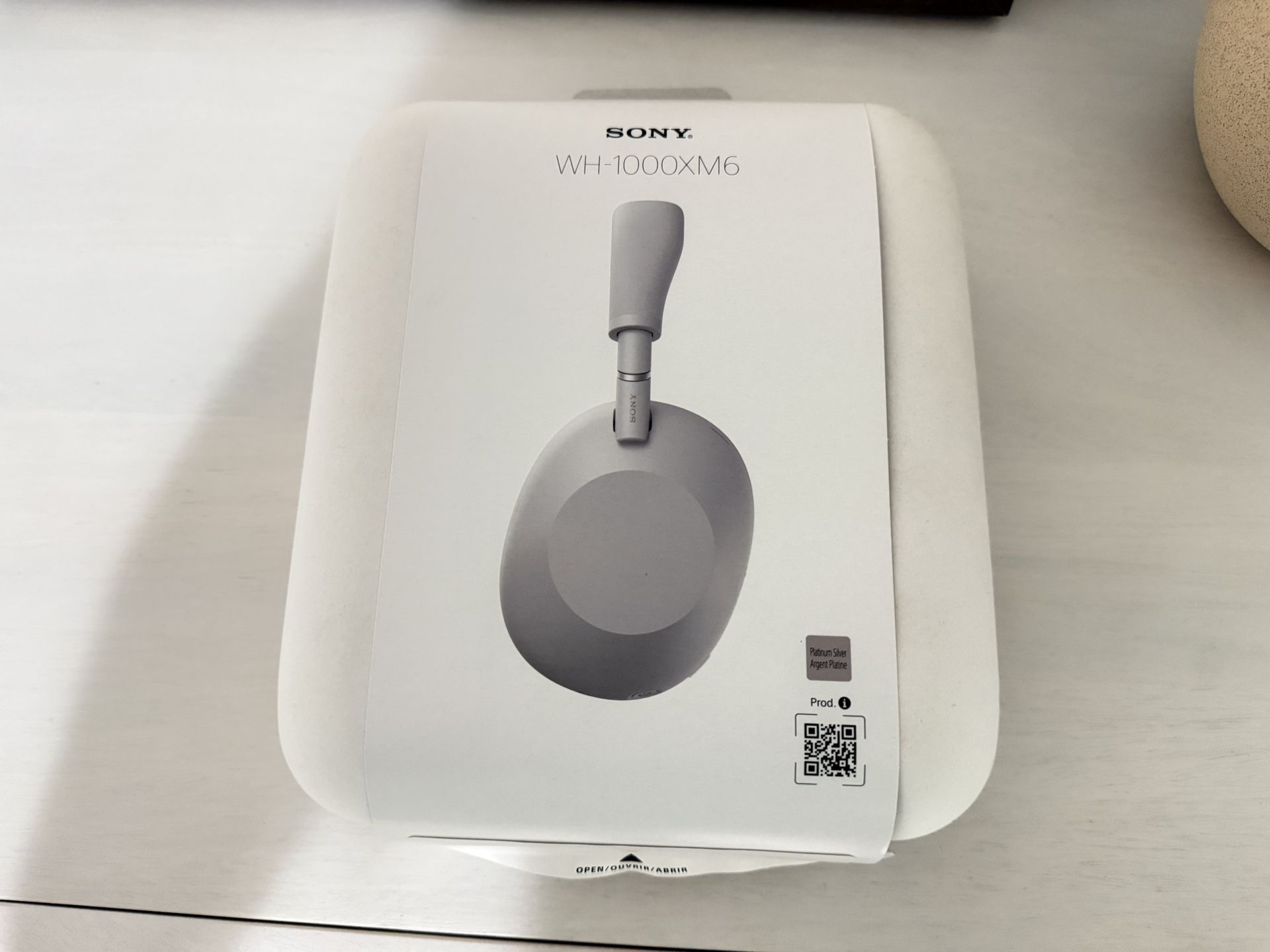 Sony - WH1000XM6- Best Wireless Noise Canceling Headphones - Silver
