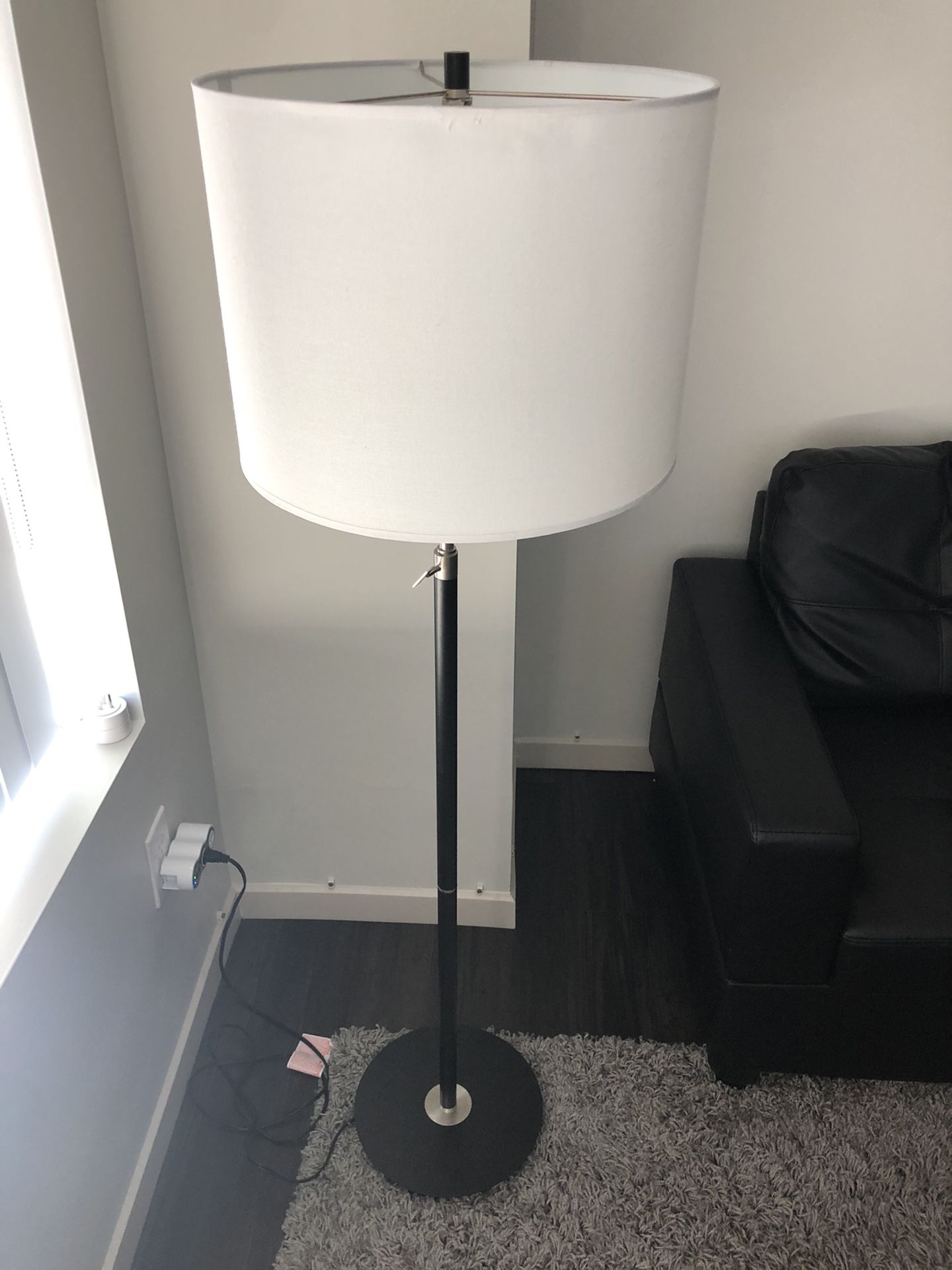 Floor lamp