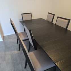 Large Dining Room Table w/ 8 Chairs