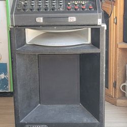 Yamaha Old Mixer & Speaker