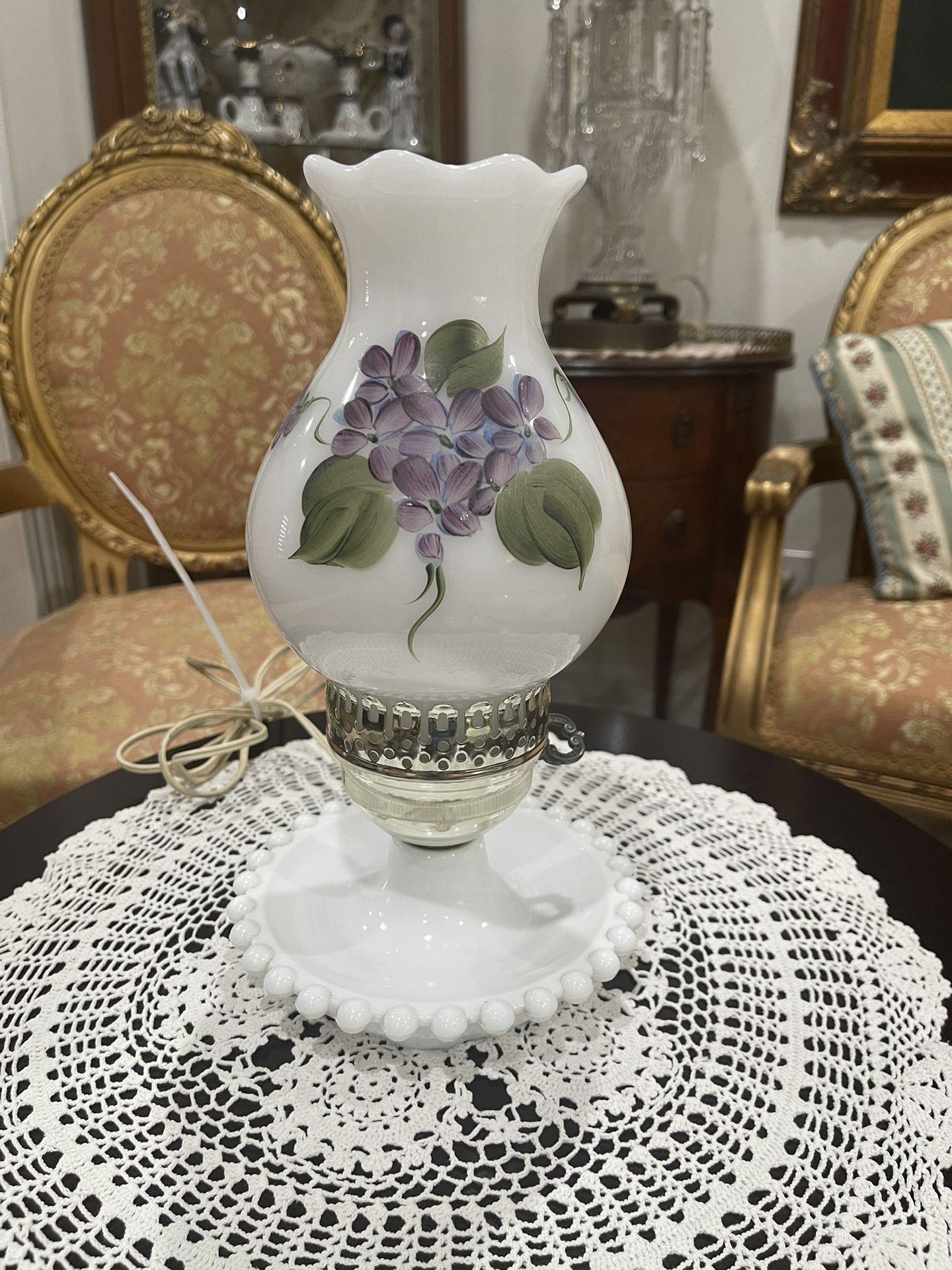 Beautiful Vintage Hand-Painted White Milk Glass Hurricane Lamp With a Hobnail Base🌷