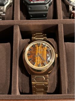 Timex Q 1972 Time Machine Reissue Tiger Eye Watch