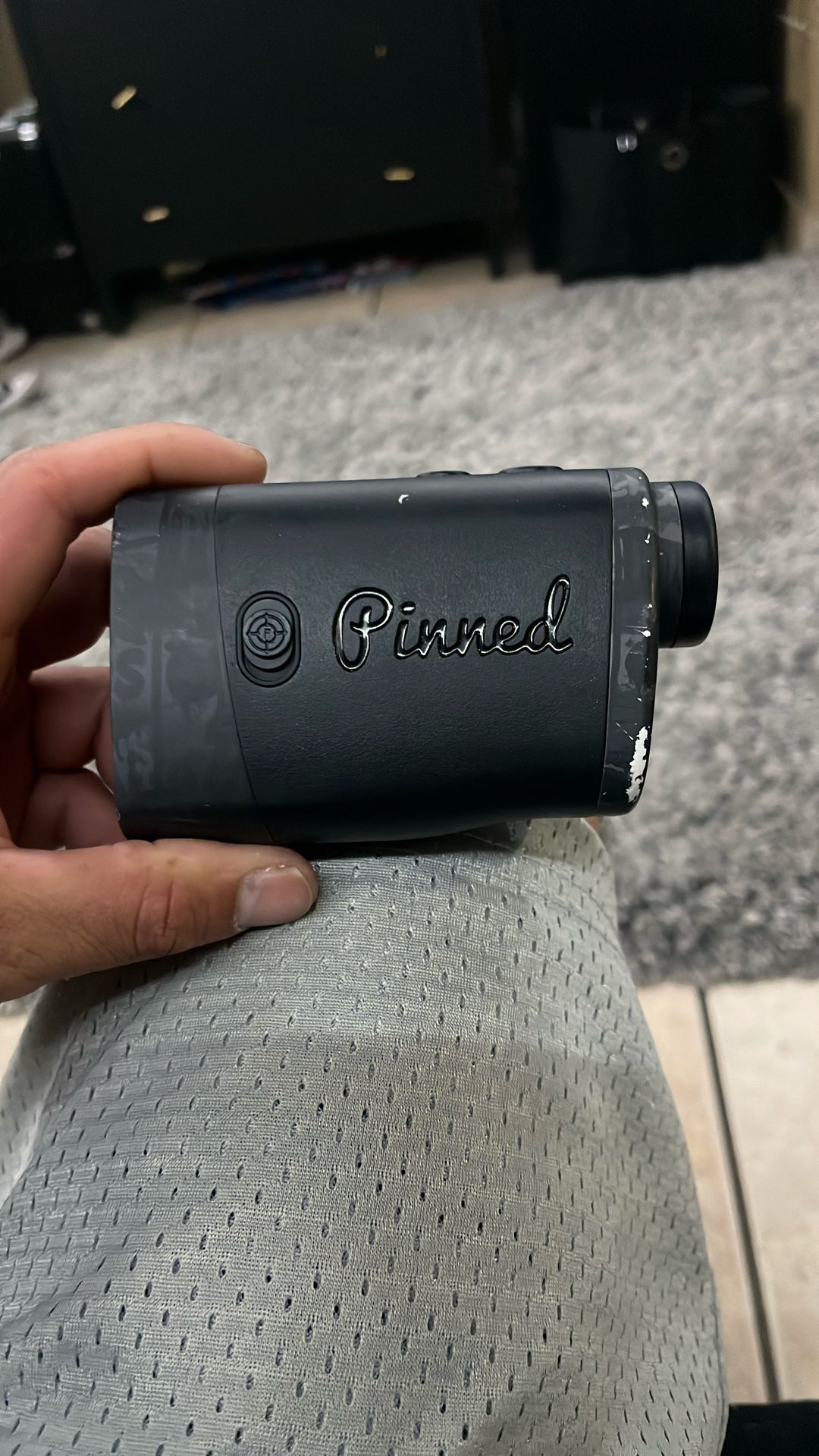 PINNED RANGE FINDER