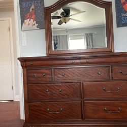 Dresser And Mirror 