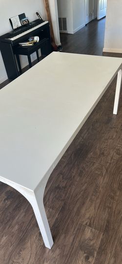 Crate and barrel table