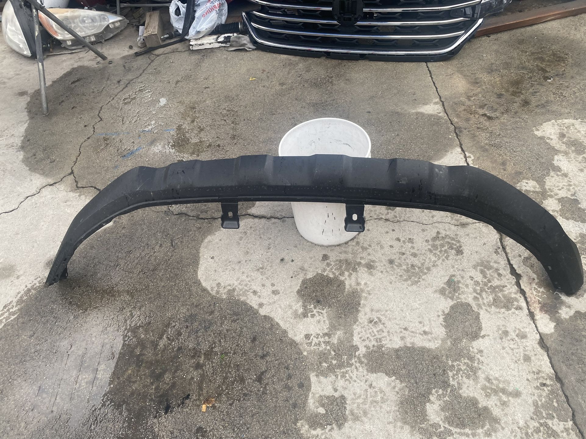 2023-2025 Kia Sportage Front Lower