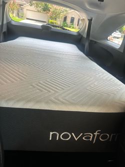 Twin mattress in good conditions. Asking $40 pick up 77076