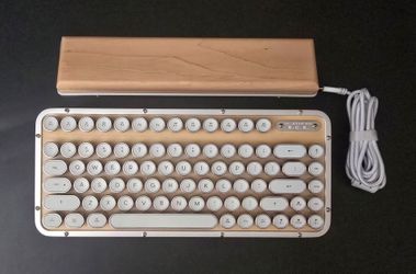 AZIO Retro Typewriter Compact Keyboard With Wrist Rest - Maple Lightly Used