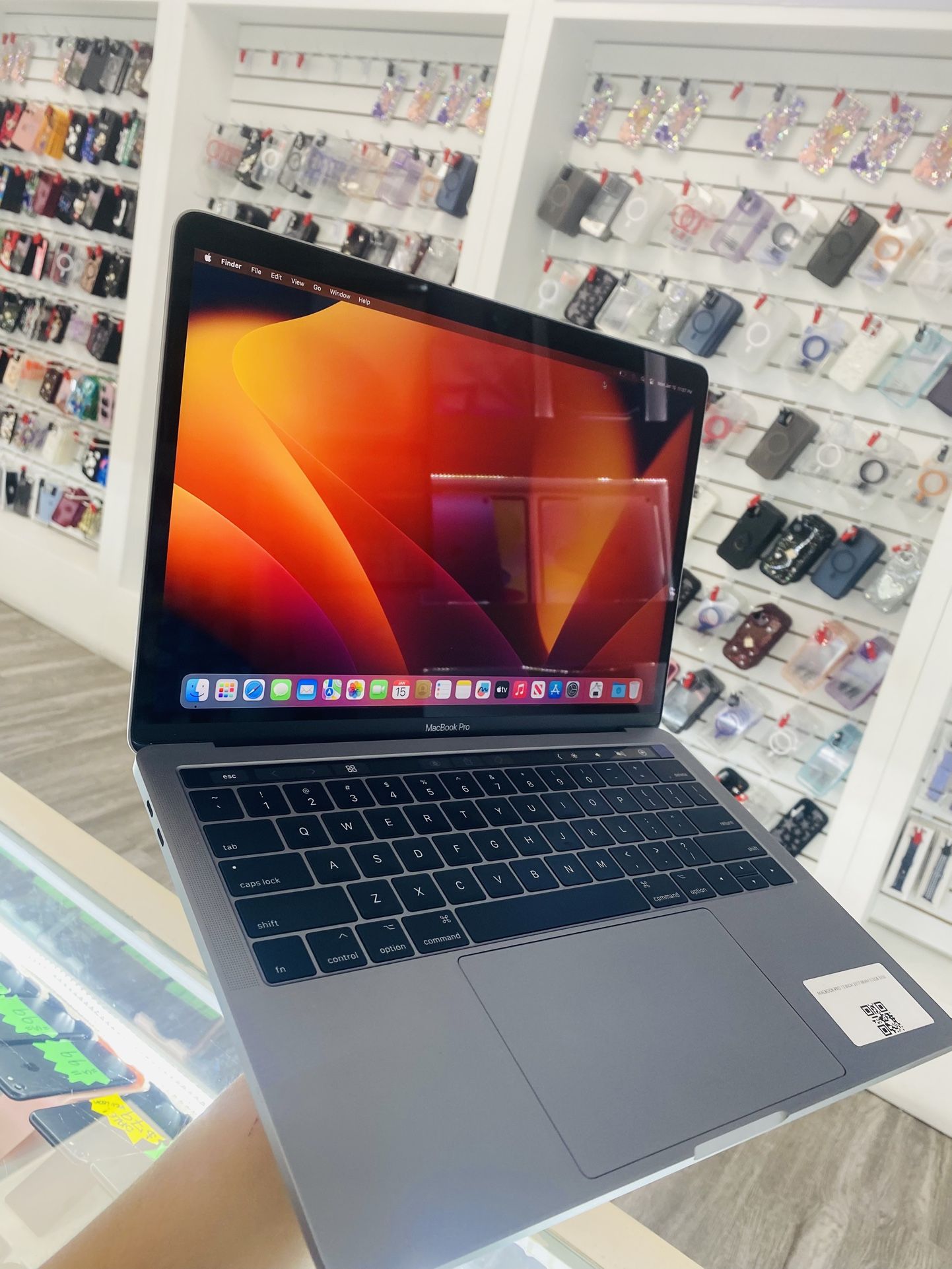 MacBook Pro 13 inch 2017 8Ram 512GB