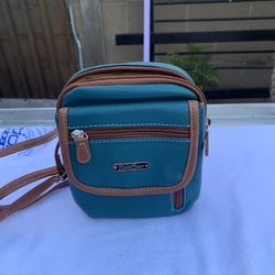 Cross  Body  Purse