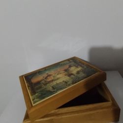 THE HADLEY COLLECTION JEWELRY BOX 6.6"×5"×2.3"