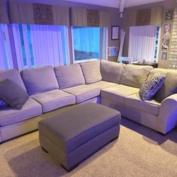 Sectional Couch 
