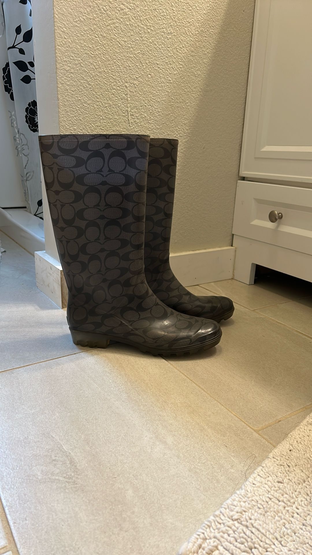 Coach Rain Boots Size 10